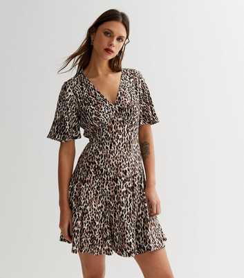 Brown Leopard Print V Neck Short Sleeve Mini Dress