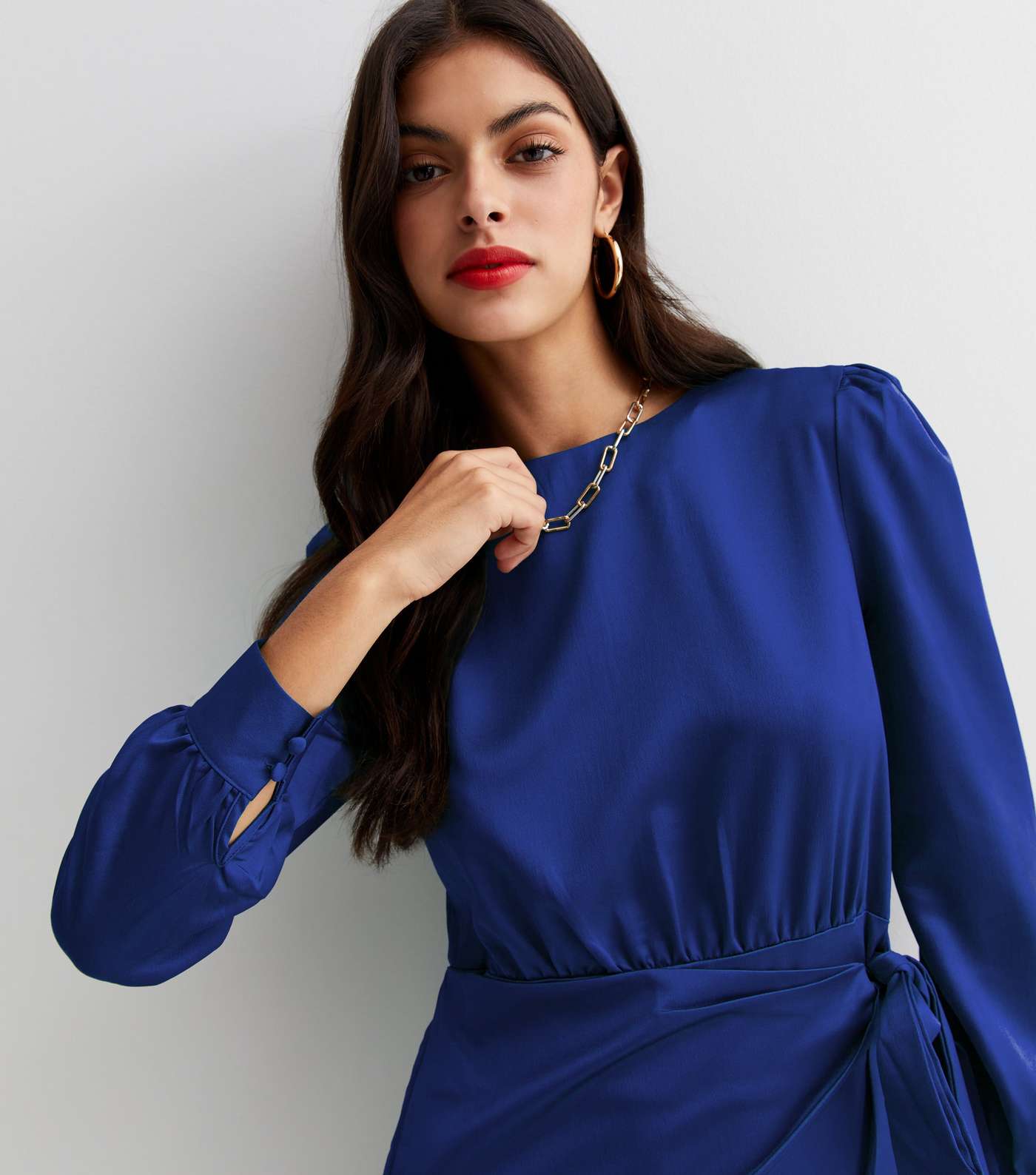 Cameo Rose Bright Blue Satin Round Neck Long Sleeve Split Hem Midi Dress Image 3