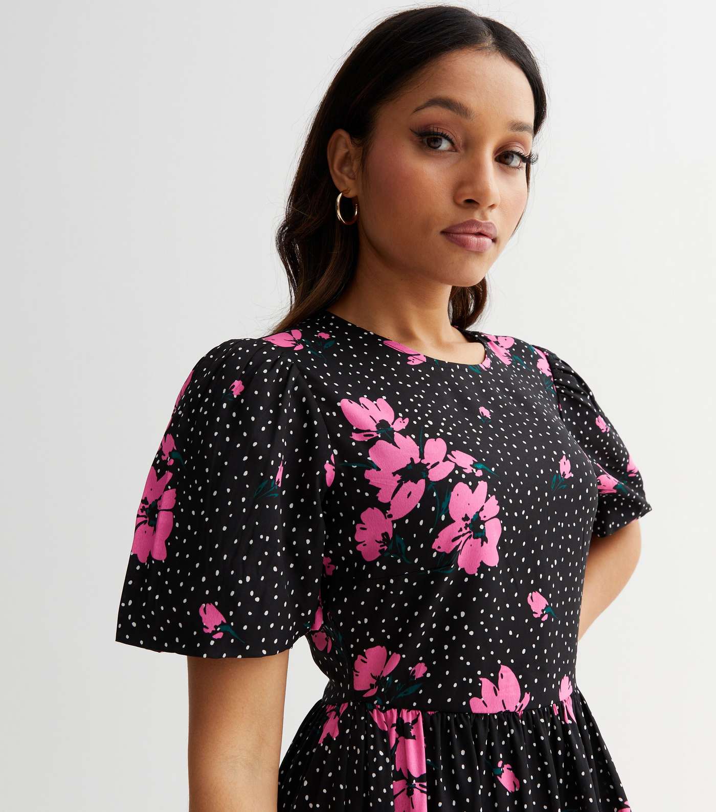 Petite Black Polka Dot Floral Short Sleeve Midi Dress Image 3