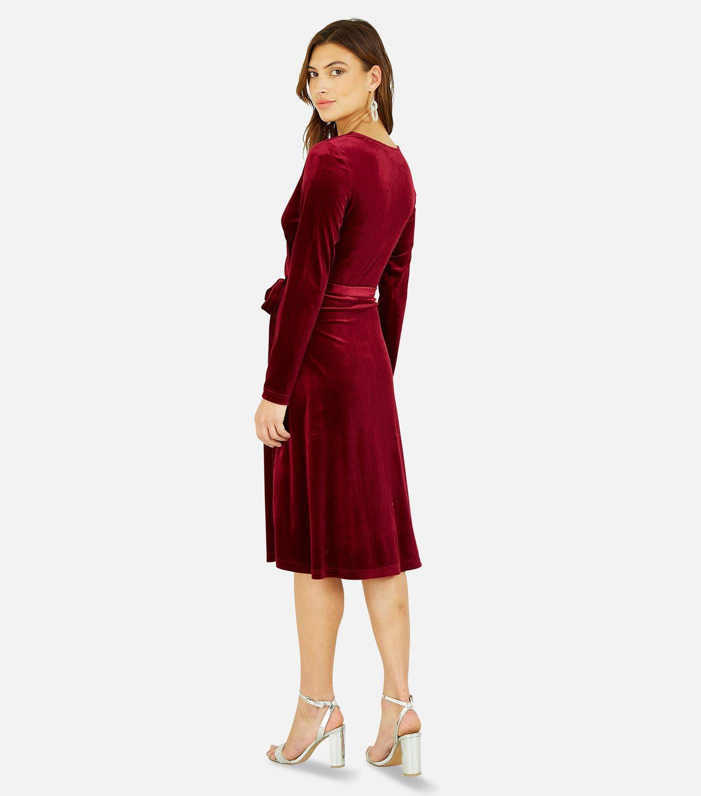 Yumi Burgundy Velvet V Neck Long Sleeve Midi Wrap Dress Image 4