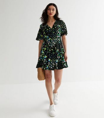 Miss selfridge floral tea dress sale