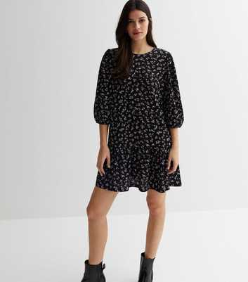 Black Floral Crinkle 3/4 Sleeve Tier Smock Dress