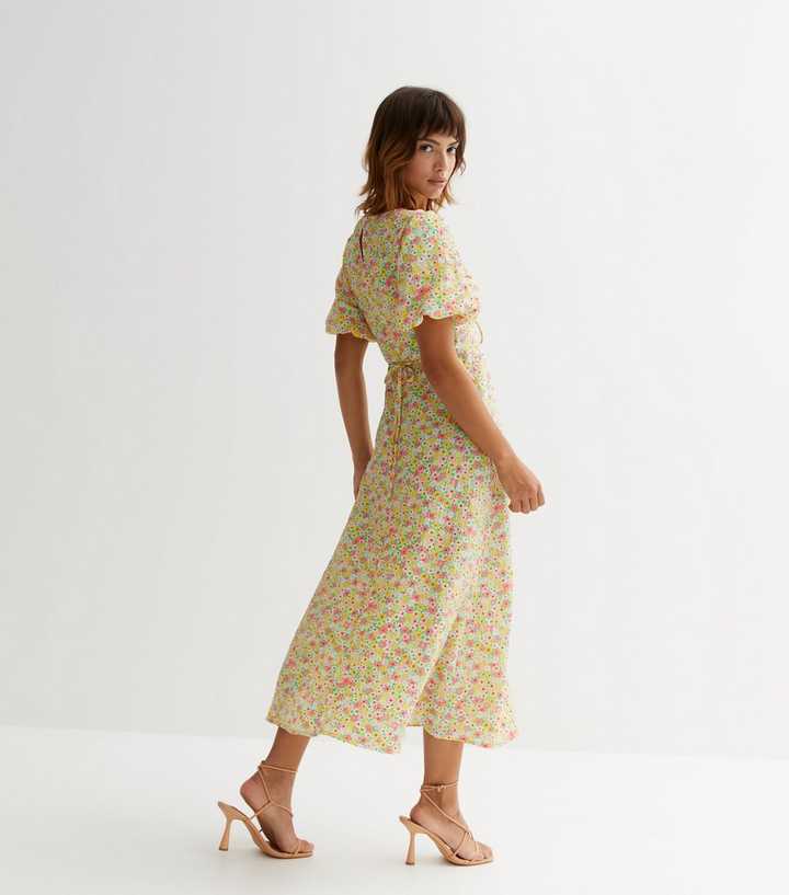Yellow Floral Textured Ruched Midi Dress | New Look Yellow Floral Textured Ruched Midi Dress | New Look