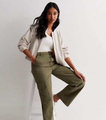 Khaki Paperbag Trousers  New Look
