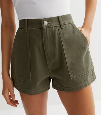 Womens khaki shorts with on sale pockets