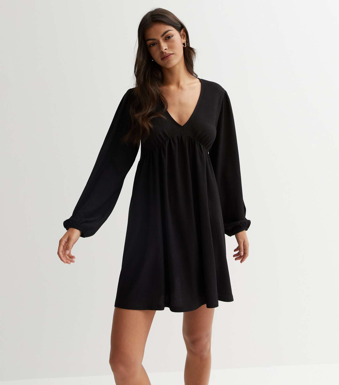 Black Crinkle Jersey V Neck Long Sleeve Mini Dress Image 2