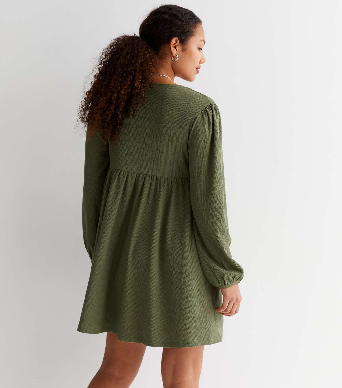 Khaki Crinkle Jersey V Neck Long Sleeve Mini Dress Image 4