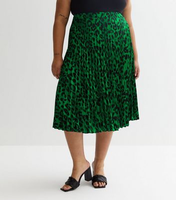 Green leopard print shop split front midi skirt