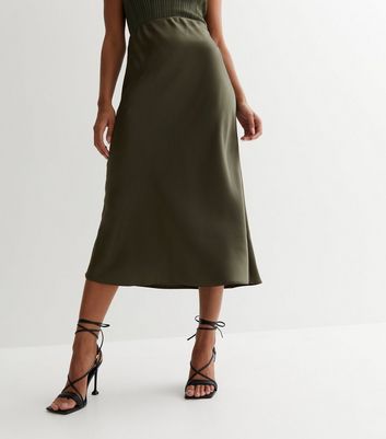 Khaki satin cheap skirt outfit