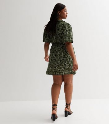 Curve Ditsy Print Puff Sleeve Mini Skater Dress