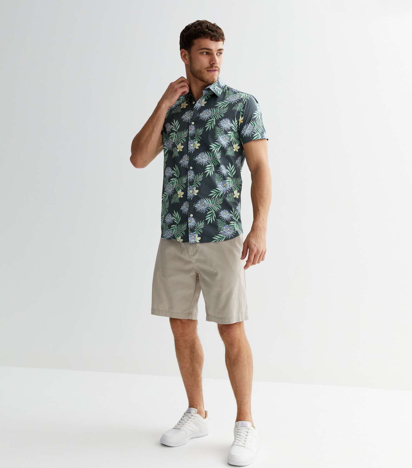 Jack & Jones Dark Grey Tropical Floral Short Sleeve Shirt Image 2