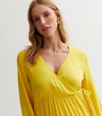 Forever 21 clearance yellow wrap dress