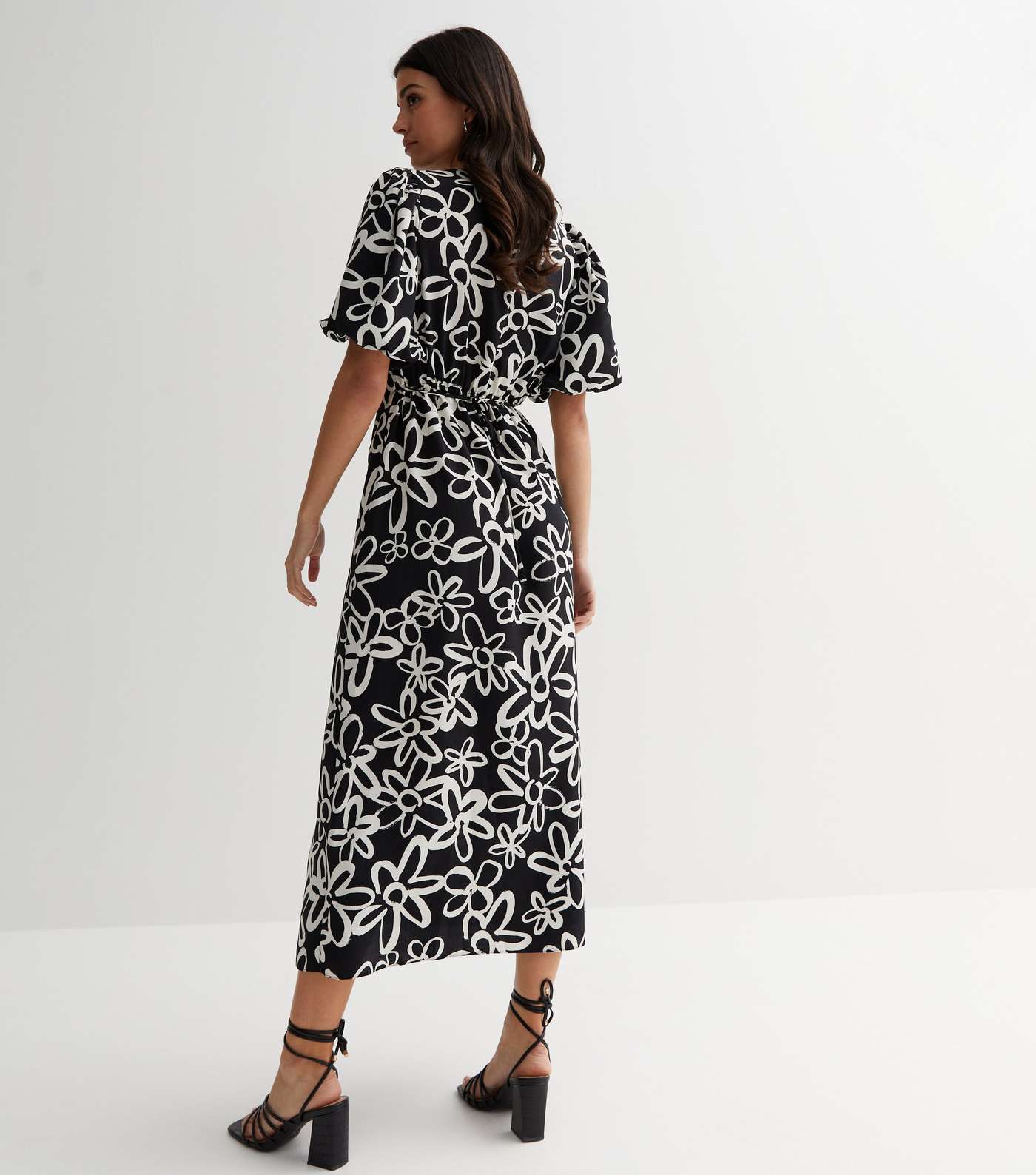 Black Floral Tie Front Puff Sleeve Midi Dress Image 4