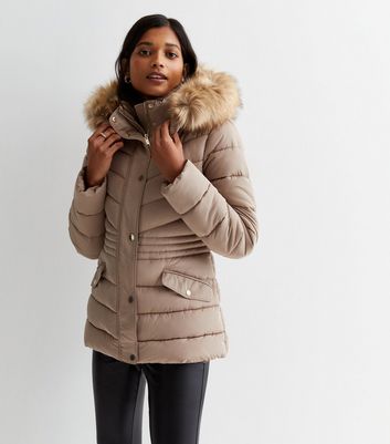 Fur trim puffer clearance vest