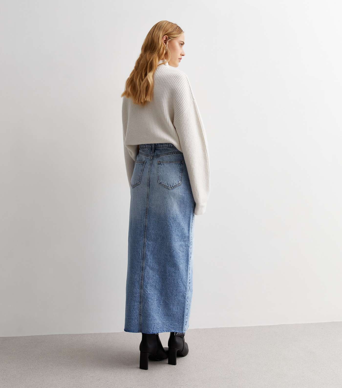 Blue Denim Split Hem Maxi Skirt Image 4