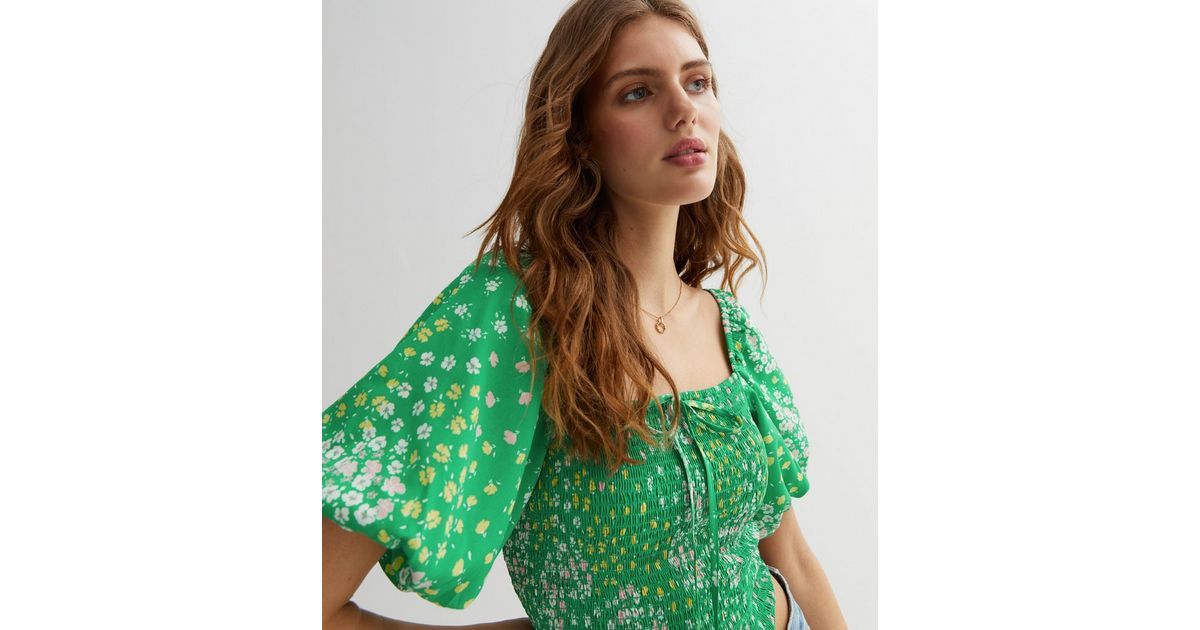 Green Ditsy Floral Shirred Puff Sleeve Top | New Look