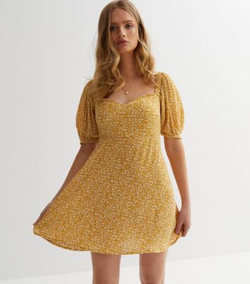 Yellow Ditsy Floral Tie Back Mini Dress New Look