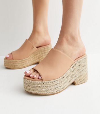 Wedge hot sale mule shoes