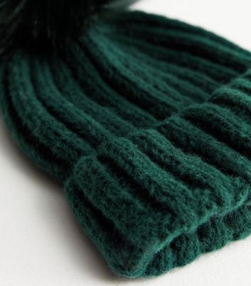 Dark Green Knit Faux Fur Pom Pom Bobble Hat New Look