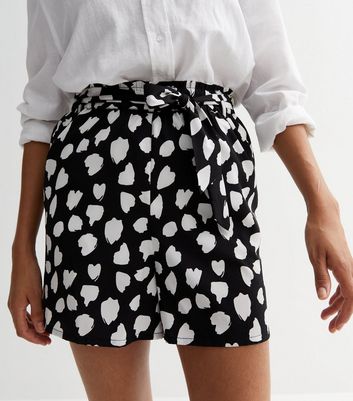 Black and white paperbag hot sale shorts