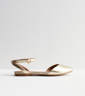 Gold ankle strap 2025 closed toe flats