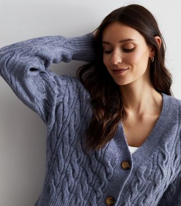 Blue cable outlet knit cardigan