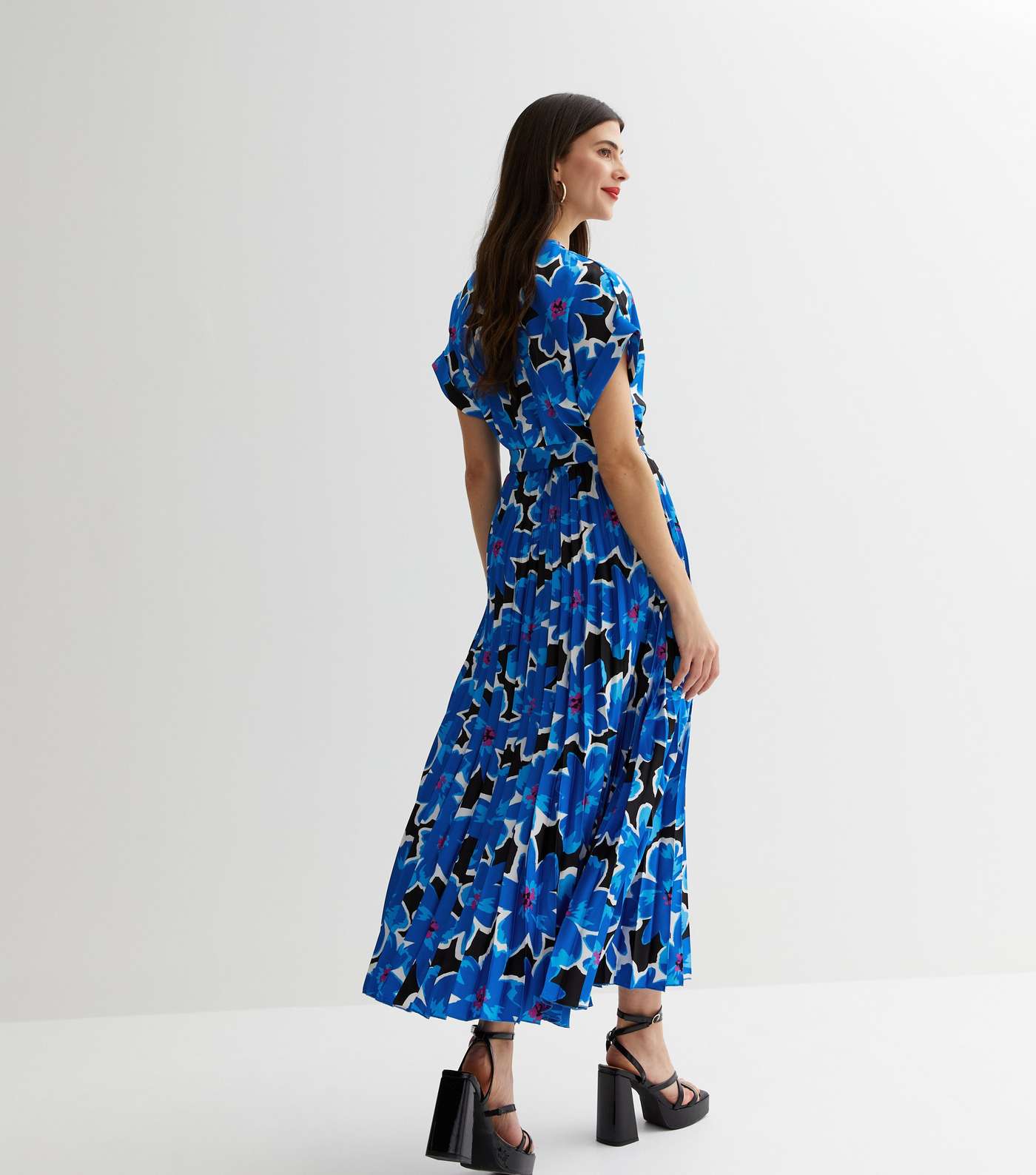 Blue Floral Satin Pleated Midi Dress Image 4