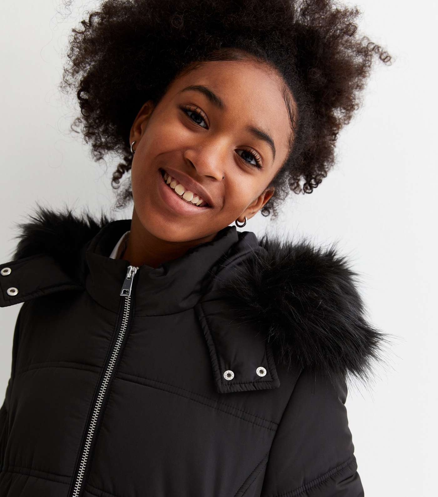 Girls Black Faux Fur Trim Hooded Puffer Jacket Image 3