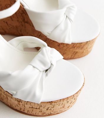 White wedges with online bow