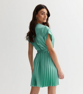 Light green 2025 wrap dress