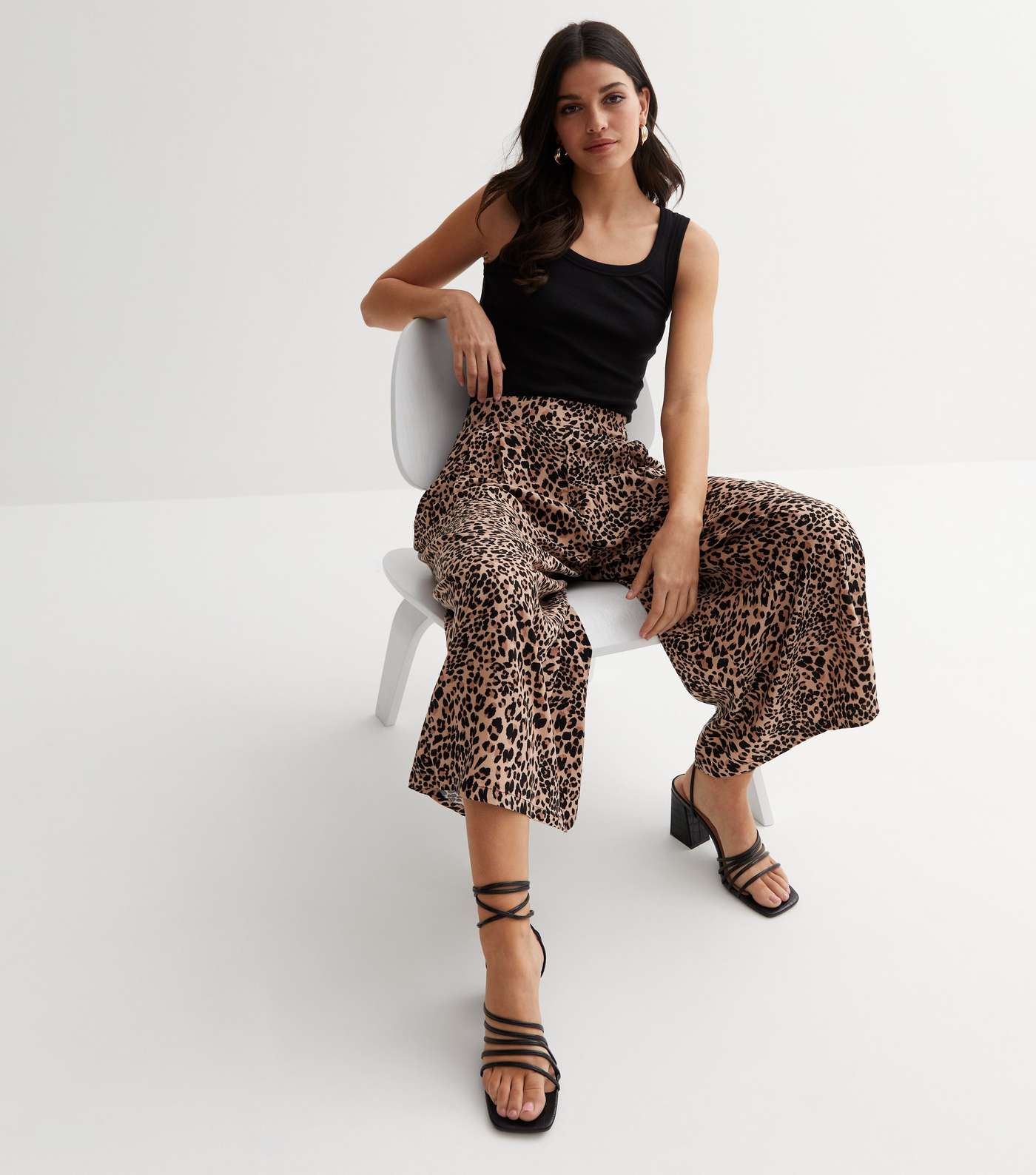 Brown Leopard Print High Waist Crop Trousers Image 3