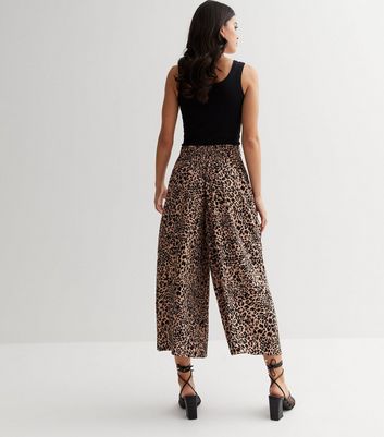 Animal print hot sale cropped trousers