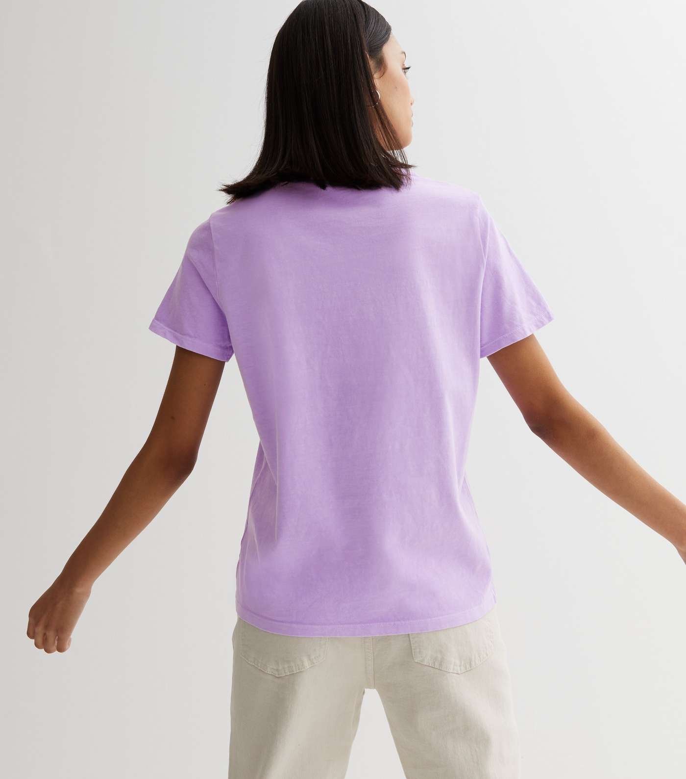 Lilac Saint Germain Pocket Logo T-Shirt Image 4
