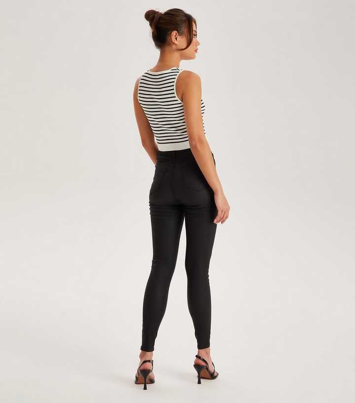 https://media3.newlookassets.com/i/newlook/864267301M3/womens/clothing/jeans/urban-bliss-black-leather-look-jeggings.jpg?strip=true&qlt=50&w=720