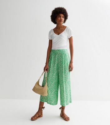 Green cropped clearance trousers