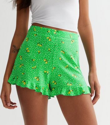 Green polka hot sale dot shorts