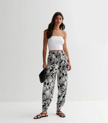 Robell | Rose 09 Floral Trousers | 51622-54908 | Bentleys Banchory`