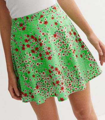 Green Floral Flippy Mini Skirt New Look
