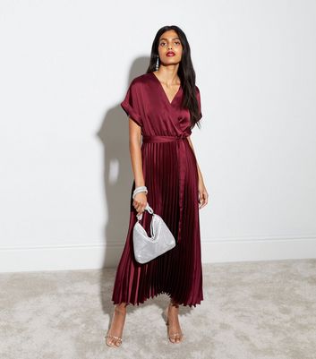 Burgundy satin hot sale gown