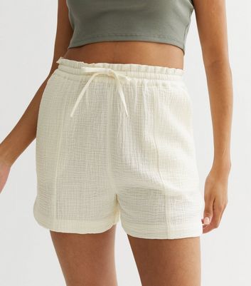 Tall Off White Elasticated Shorts New Look