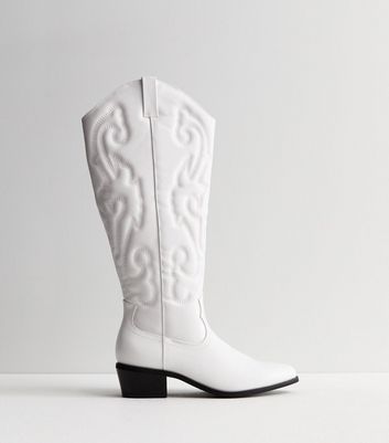 Short white hot sale cowboy boots