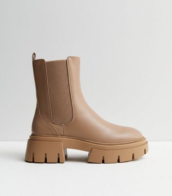 Chunky chelsea hotsell boots new look