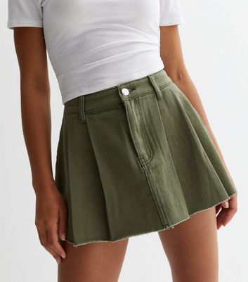 Khaki Twill Pleated Mini Skirt New Look