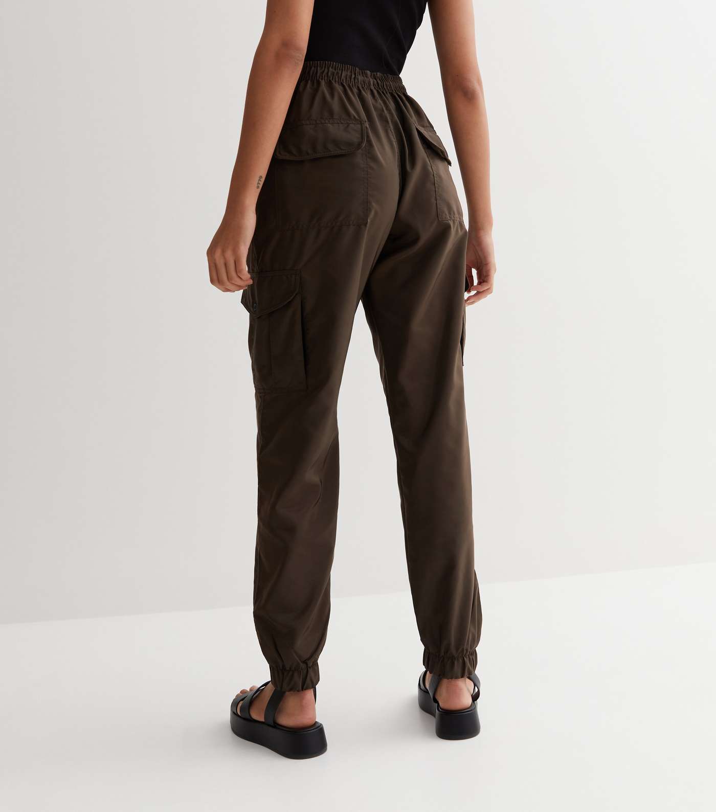 Urban Bliss Olive Cuffed Parachute Cargo Trousers Image 4