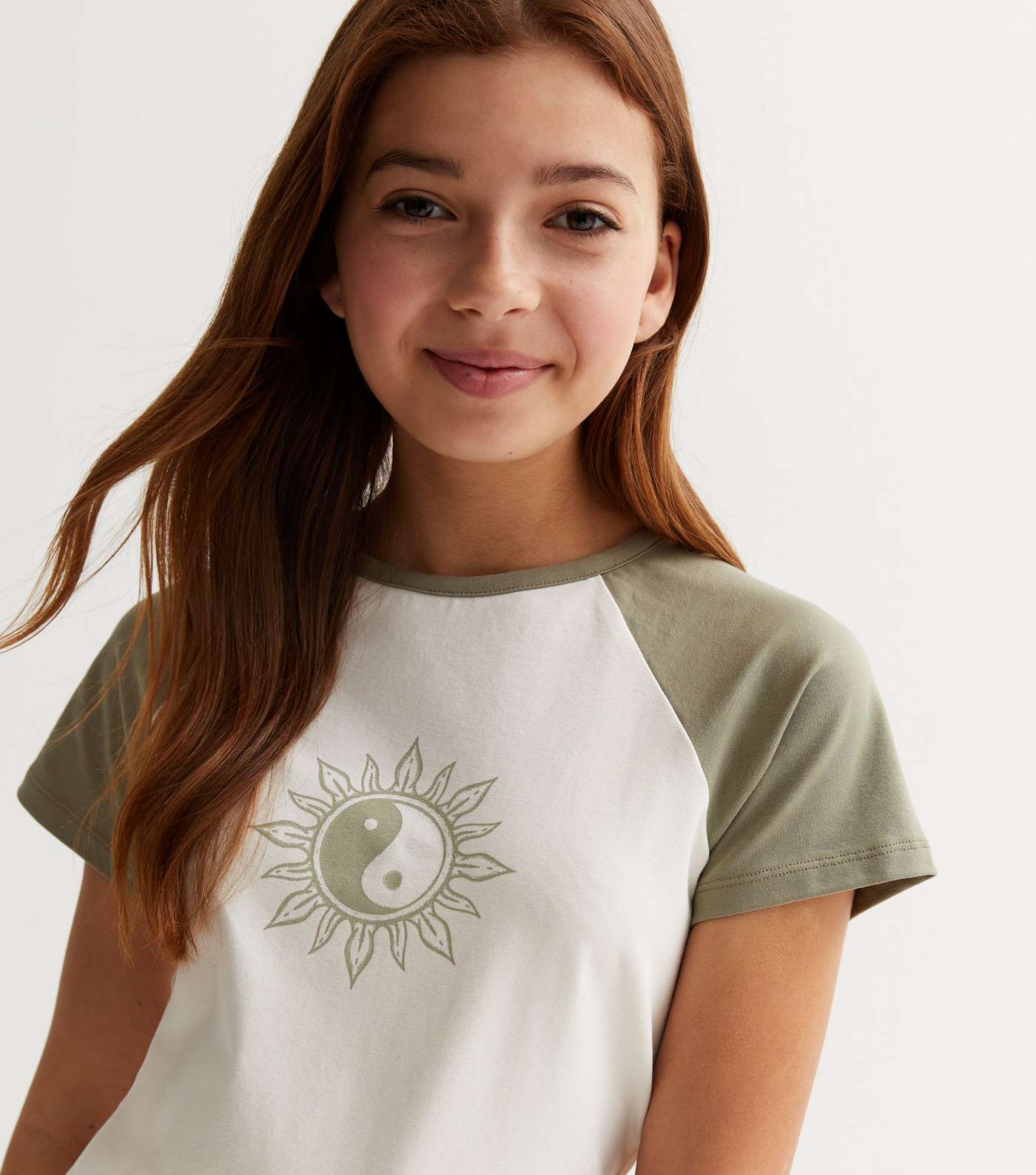 Girls Olive Yin and Yang Raglan T-Shirt Image 3