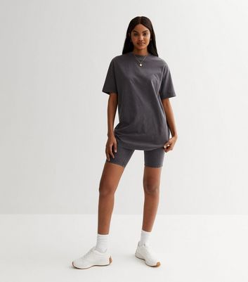 Oversized t shirt outlet and cycling shorts