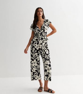 Black Floral Wide Leg Wrap Jumpsuit New Look