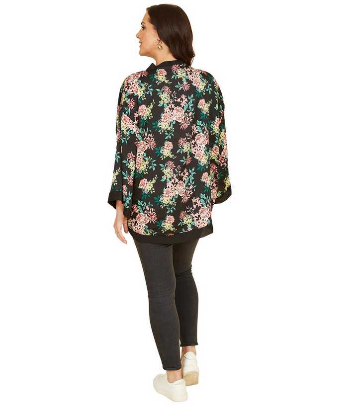 Mela Curves Black Satin Floral Kimono