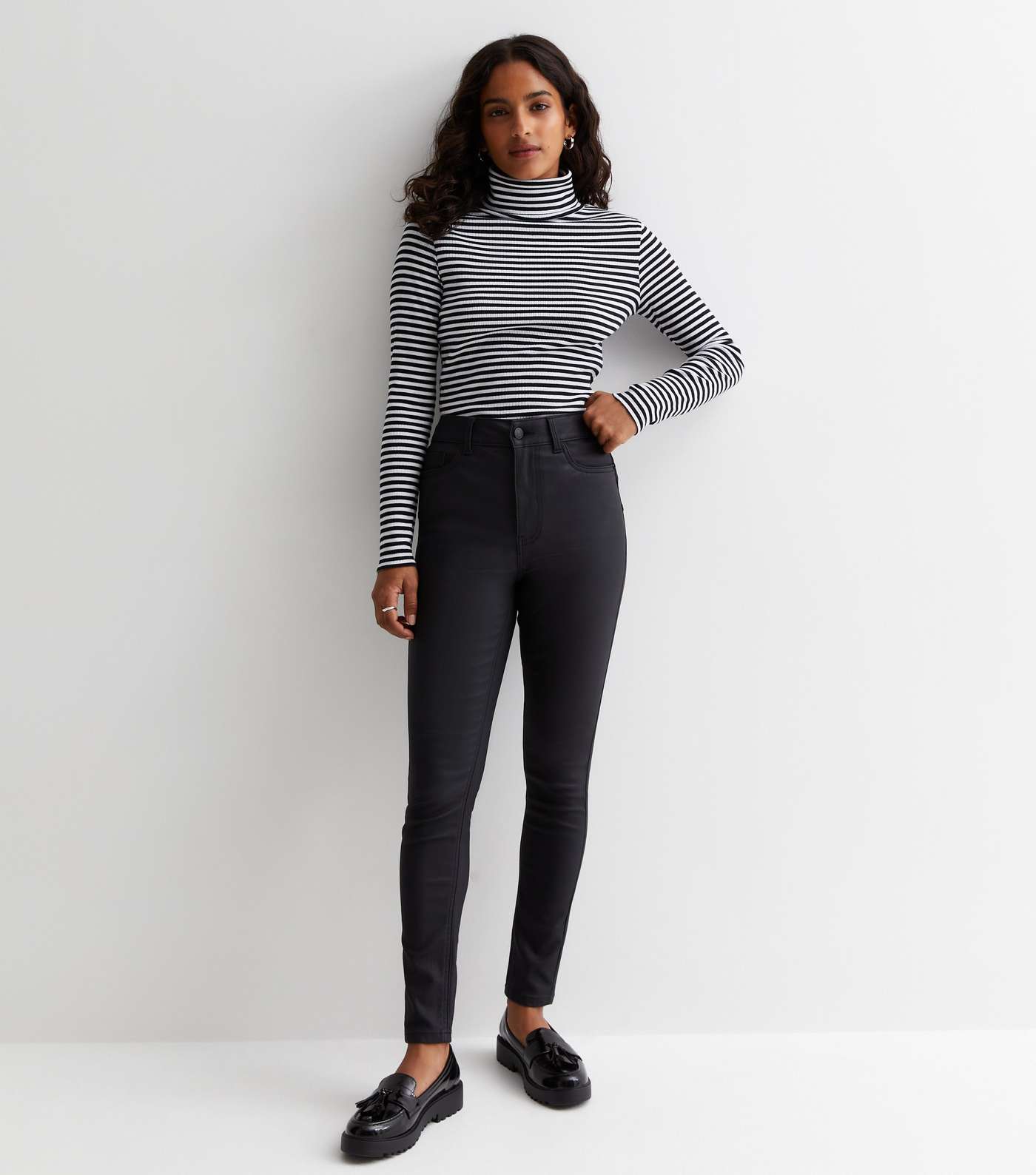 Petite Black Coated Leather-Look Lift & Shape Jenna Skinny Jeans Image 2