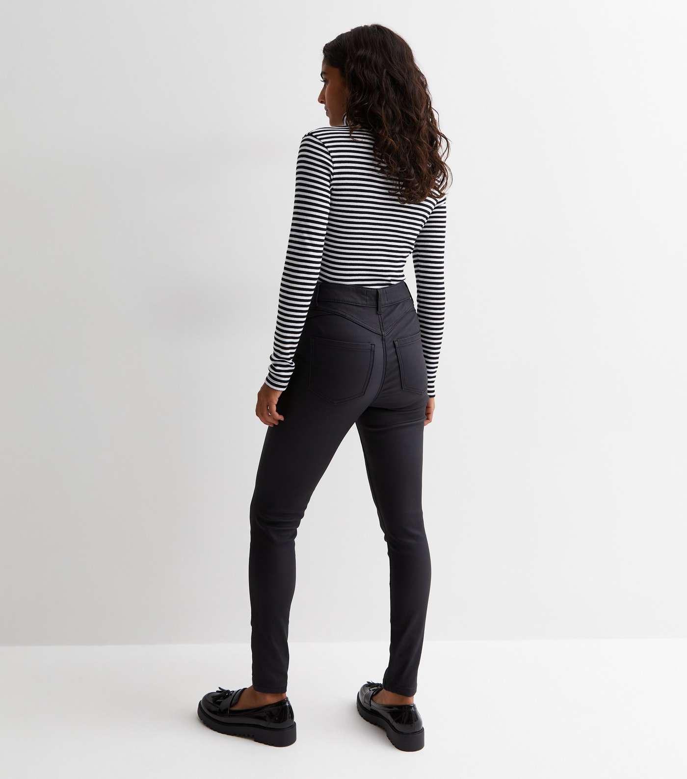 Petite Black Coated Leather-Look Lift & Shape Jenna Skinny Jeans Image 4